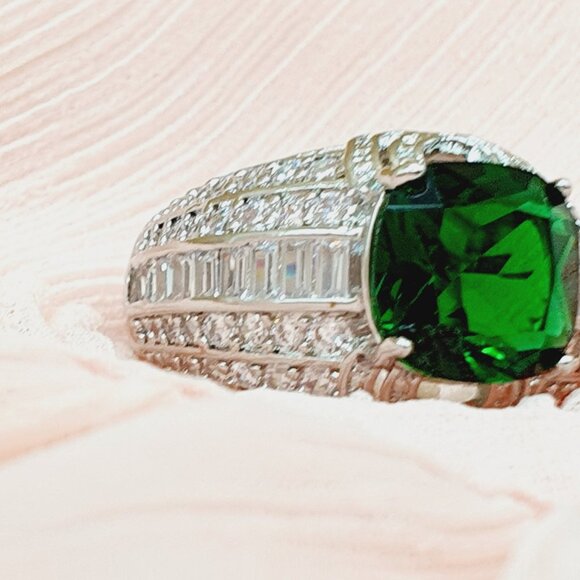 Gorgeous Square Stone Micro Paved Shiny CZ Luxury Ring for Women, INDN8341 - Picture 3 of 8